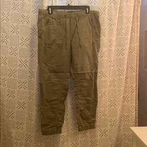 Army green gap drawstring joggers